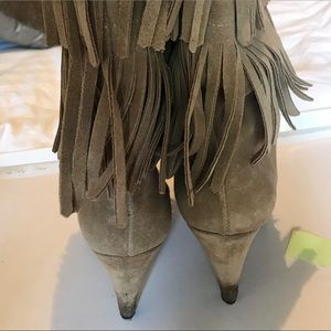 Cream/tan colored suede fringe boots 6.5